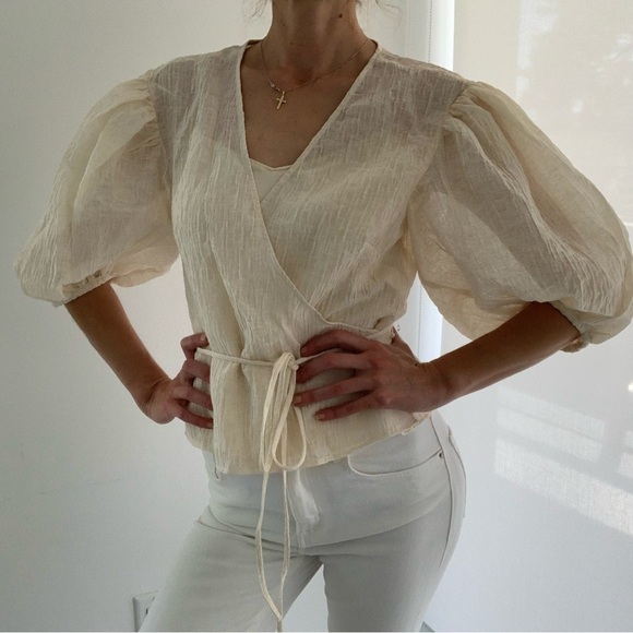 NWT H&M boho wrap puff balloon sleeves top/ blouse, size S - Picture 1 of 12